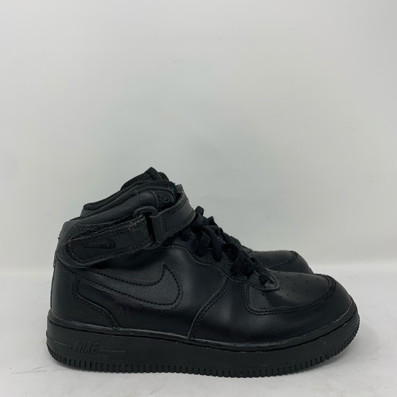 air force one triple black